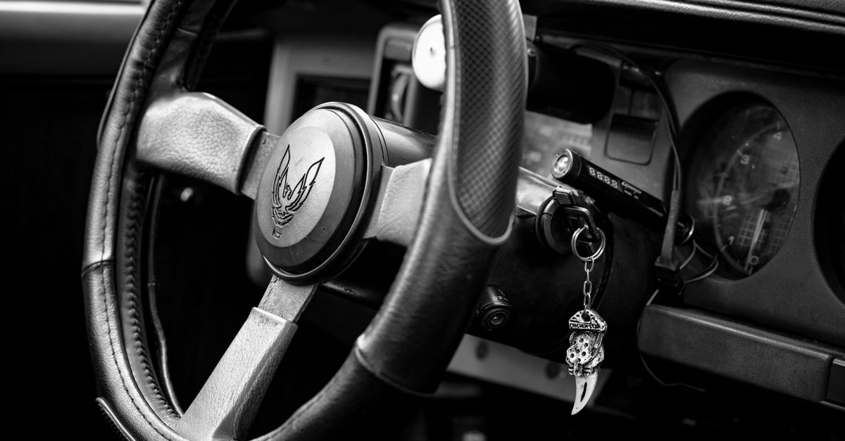 Chevrolet car key fob — Mike Locksmiths