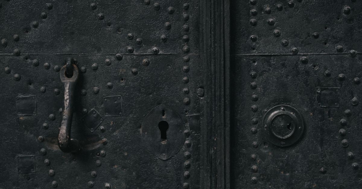 home security lock door — Mike Locksmiths
