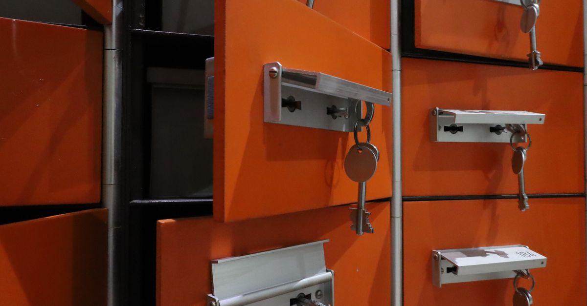 Why Commercial Lock Rekeying Makes Sense for Palm Valley Businesses — Mike Locksmiths